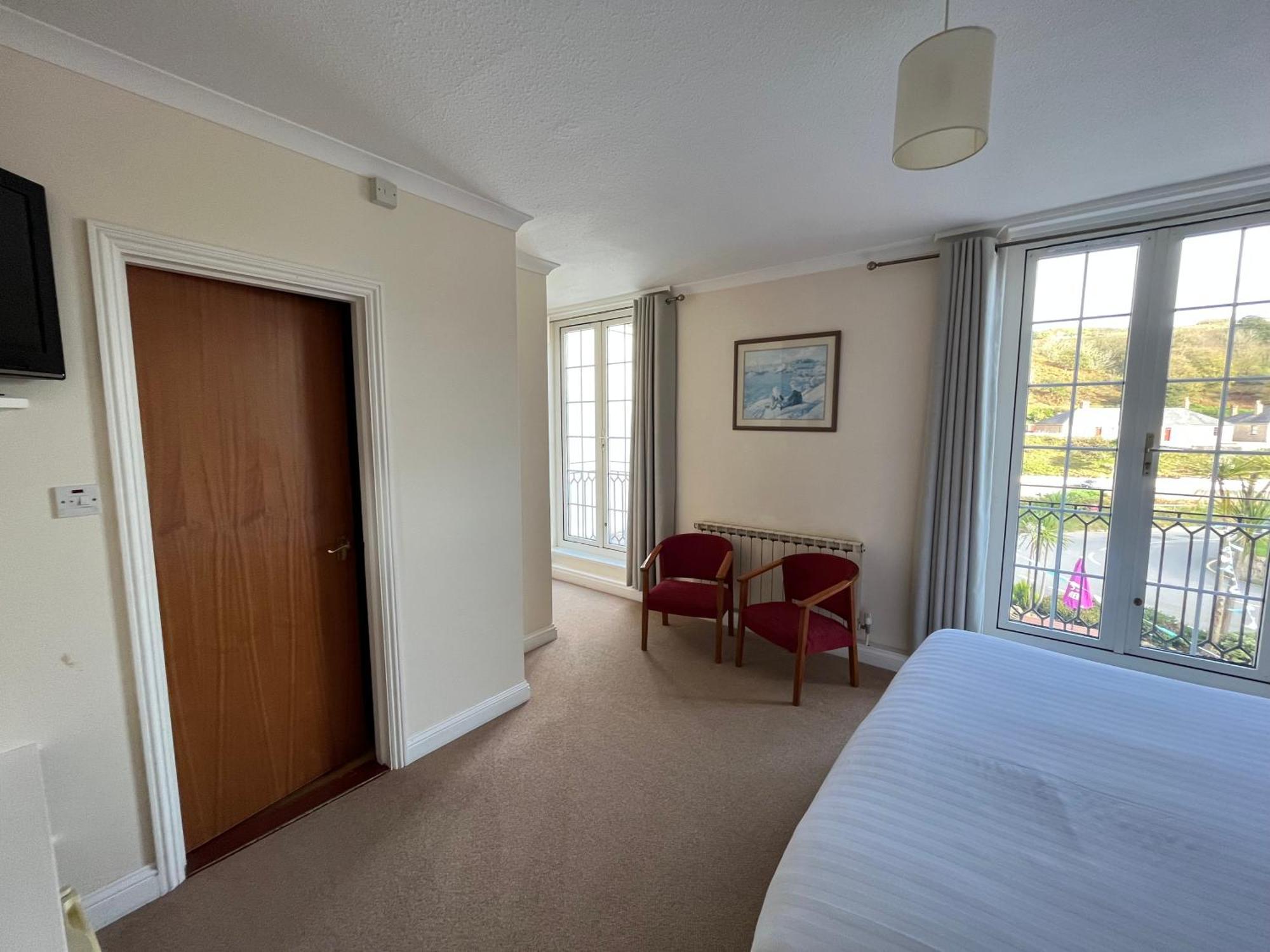 The Prince Of Wales Hotel St Ouen's Exteriör bild